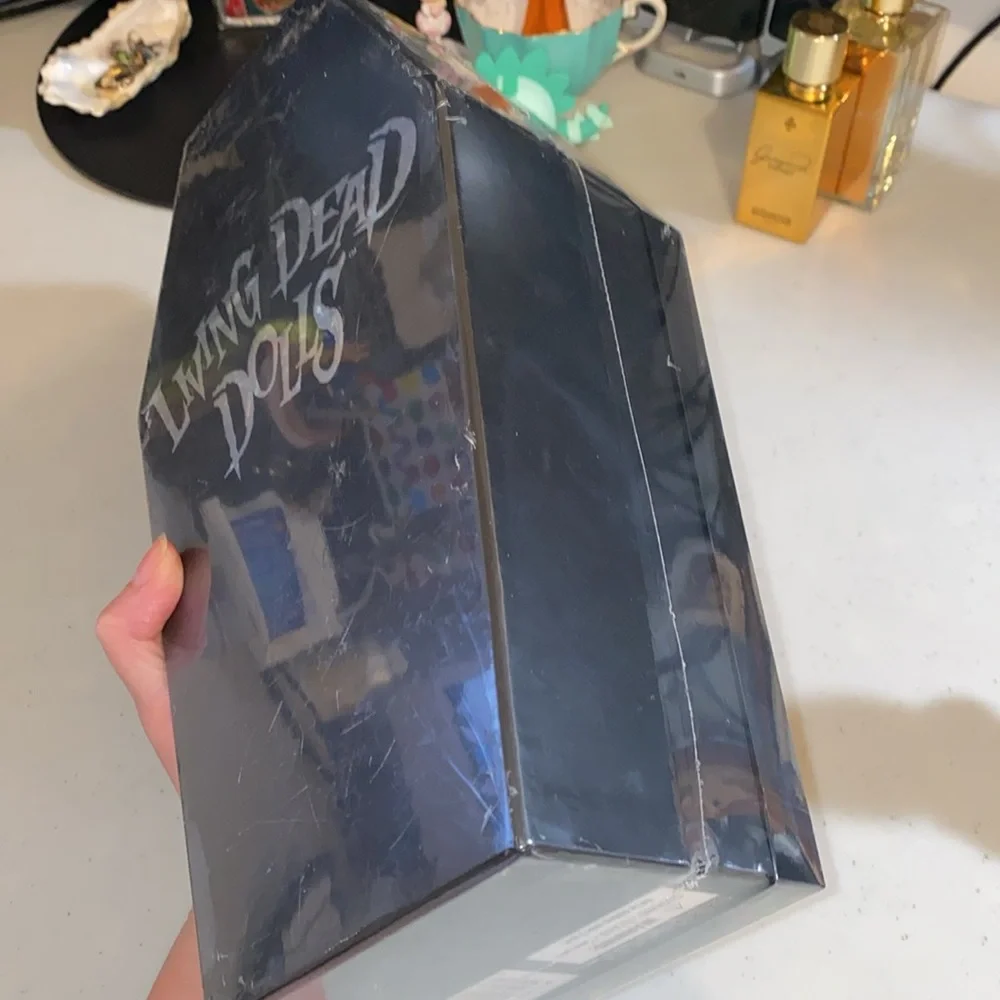 Series 35 20th Anniversary Series Mystery Doll Mezco Toyz